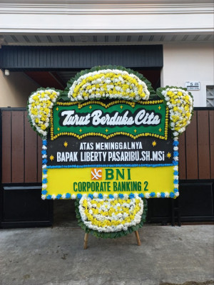 Papan Bunga Duka di Bonang